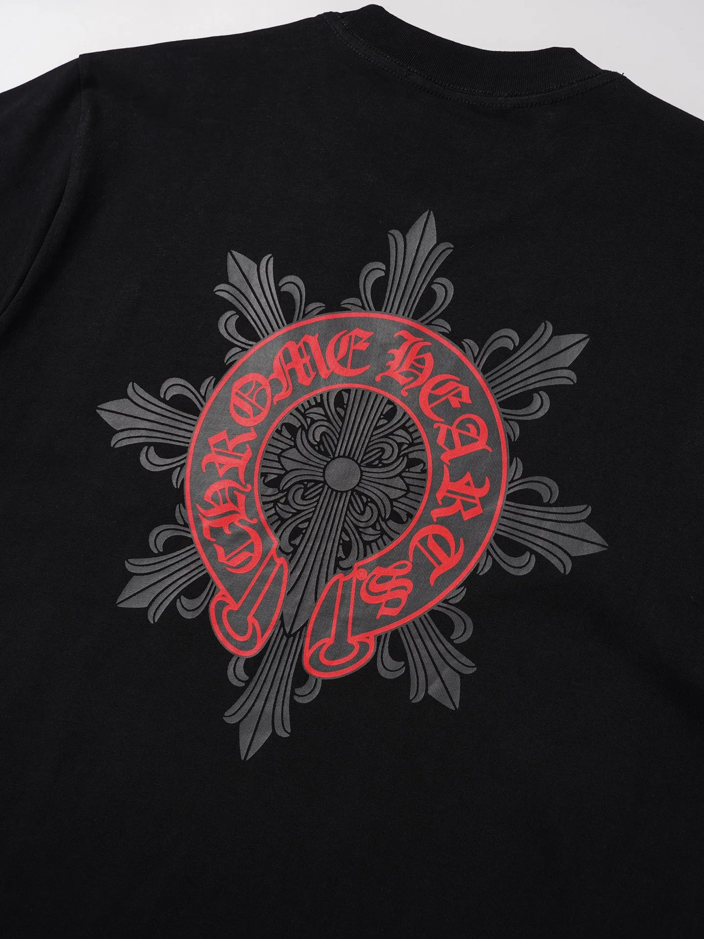 90 Come Hearts CH T T ， ，Breathable ， 。 ， ， 。 ， ， 。 ， ， ， ， 。 ， ， Same Style ， ， ， ， Same Style。 ：Black White Size：S-XL